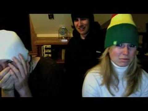 how to vomit easily without fingers