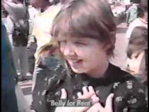 Rede Globo - Beyond Citizen Kane (no Brasil, Muito Além do Cidadão Kane) é um documentário da rede de tevê britânica BBC, dirigido por Simon Hartog e produzido em 1993 pa...