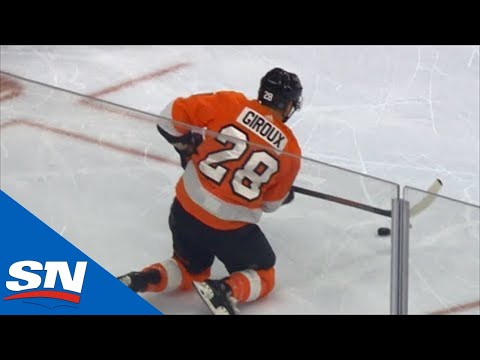 Claude Giroux From Knees Passes Bobby Clarke In Flyers Power Play Assists