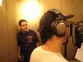 Shark gravando voz no projeto solo do Wally - CPM22