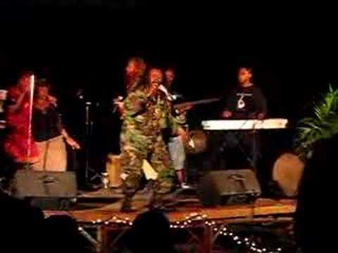 Luciano Live in Hope Gardens