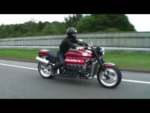 Мотоцикл с двигателем от Dodge Viper V10