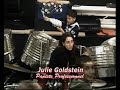 extraits du reportage de la cha�ne la locale sur le concert au petit journal montparnasse (avec panash steelband) et pr�sentation de calypsociation, association de promotion de la culture de trinidad et du calypso.