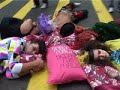 日光白白集體同眠 Crosswalk slumber party