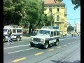 nakon horde maturanata, dolaze i jake snage mupa! a nakon njih hitna koja pobire ekipu koja je pala u komu i ostala na cesti. :)