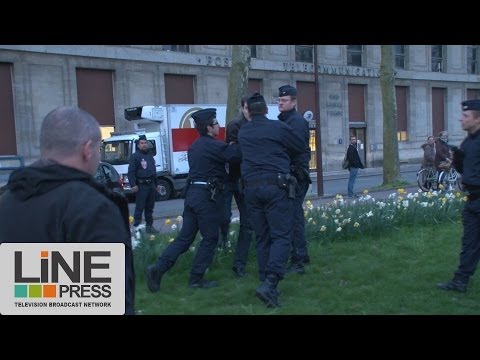 Incidents anti Hollande durant visite président chinois / Versailles (78) - France 27 mars 2014