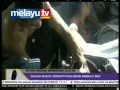 ketika sedang membersih alatan
