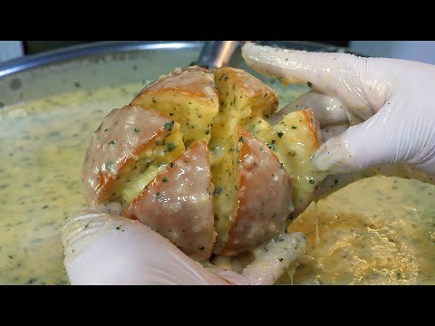 줄서서 먹는 육쪽마늘빵 - 강릉중앙시장 / garlic bread popular in the market - korean street food