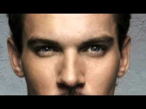 jonathan bones - Sony Pictures and author Cassandra Clare have confirmed that Jonathan Rhys Meyers has been officially cast as Valentine Morgenstern in
