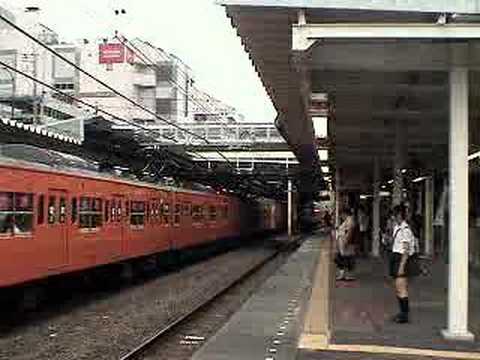 いろんな中央線の駅で撮った２０１系