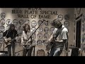 this is a performance of ted russell kamp with nick nguyen and kenny wright from bonpony playing live in front of a studio audience on the air at wdvx 'blue plate special' radio show in knoxville tn. march '07. it's an acoustic version of the song ted wrote. it's on ted's album 'northsouth' as well as on the shooter jennings album 'put the o back in country'. please check out www.tedrussellkamp.com
