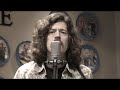 this is a performance of ted russell kamp with nick nguyen and kenny wright from bonpony playing live in front of a studio audience on the air at wdvx 'blue plate special' radio show in knoxville tn. march '07. it's an acoustic version of the song ted wrote. it's on ted's album 'northsouth' as well as on the shooter jennings album 'put the o back in country'. please check out www.tedrussellkamp.com