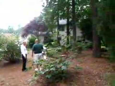 Lilburn home - garden bldg., backyard