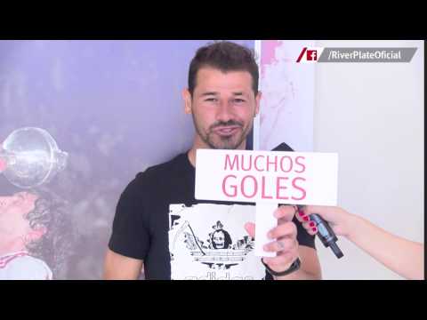 Deseos de Año Nuevo - Rodrigo Mora