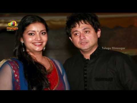 Pawan Kalyan's wife Renu Desai at Mangalashtak movie music launch