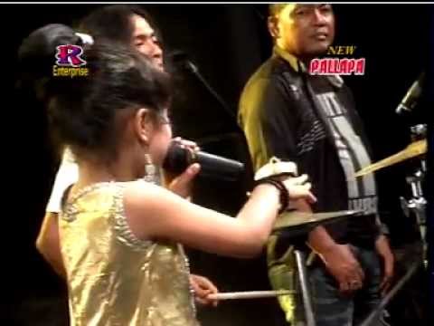 Tasya Payung Hitam New Pallapa .mpg