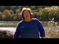 Trisha plants lettuce: Central Texas Gardener