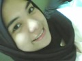 Gadis melayu bertudung