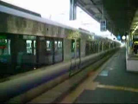 223系2500番台(１両だけ0番台)＠和歌山駅