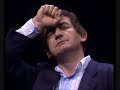 pierre desproges dans son sketch les rues de paris ne sont plus sures extrait spectacle humour drole petit rapporteur jacques martin