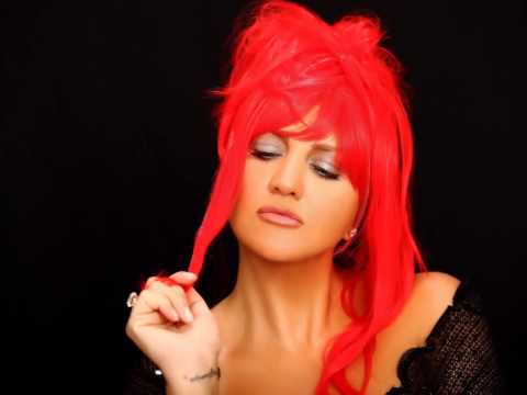sibel can