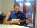 Diego tocando el charango.mp4