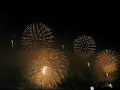 「長岡まつり大花火大会ドキュメント(Part2)
新潟を撮るページ公開用に、8月3日に行われた長岡まつり大花火大会を撮影／編集したものです。Intro、Part1、Part2で1setとなっています。

このPart2では最後のフェニックス花火をほぼノーカット（但し、平原綾香の「Jupiter」は使用できないため、音楽のみこのビデオ用にオリジナルアレンジしたホルストの「木星」に差し替えてあります。）でご紹介します。

※花火の音は多少小さくなっていますが、そのまま入っています。

※カメラの1回あたりの撮影時間の制限を越えてしまい、録画が途中で止まってしまったため、黄色い花火の大連発（このビデオでは3分5秒付近）と、最後の赤い花火の連発との間に数秒ほど入っていない部分があります。（具体的に言うと、赤い花火が筒から発射されて、上にあがっていくシーンが入っていません。大連発後、クロスフェードですぐに赤い花火の開花となります。見る上ではまったく支障はないと思いますが...。）すみません。

音楽の差し替えについては賛否両論あるとは思いますが、どうしても差し替えが我慢できないという方は音量を最小にして3分3秒付近までJupiterのCD等を鳴らしながらご覧下さい。

このPartのBGMはすべてChiptuneアレンジです。

Introはこちらです。
http://jp.youtube.com/watch?v=WbGvypN5OnQ

Part1はこちらです。
http://jp.youtube.com/watch?v=dxc_o6lNvXI

（重なって再生されてしまいますので、必ずこの動画の再生を止めてから入って下さい。 ）