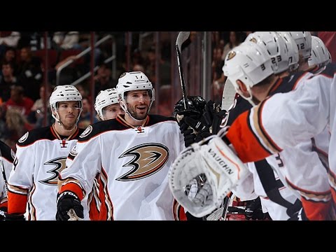 Kesler scores on amazing individual effort