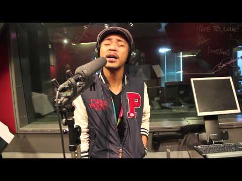 THR - HAZAMA menyanyikan lagu hitnya berjudul 'RELAKAN JIWA' secara live di Carta Hits Gegar minggu ini. Nak lihat foto-foto HAZAMA di studio? Sila klik di http://...