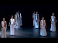 choregraphie de maurice bejart sur la musique de kudsi erguneur , un virtuose de la musique soufie