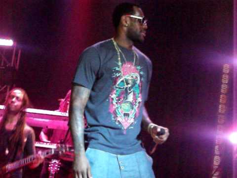 Jame Drake - LeBRON Rapping with Drake at the Ohio House Of Blues.