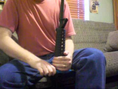 how to remove handguard on m&p 15