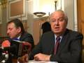 (www.vest.si) Bajuk - vprašanja kratko 30-11-07