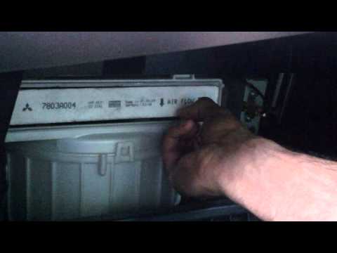 How to change Cabin Air Filter in 2010 Mitsubishi Lancer