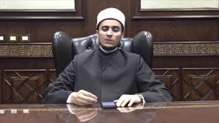 أبي ينفق أمواله صلة لرحمه ويريد أن أساعده في ذلك هل إذا رفضت أكون عاقًّا؟