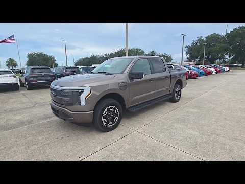 Used 2023 Stone Gray Metallic FORD XLT 4WD SUPERCREW 5.5