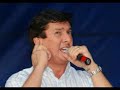 nesta can��o pol�tica extremamente correta e relevante, z� ramalho aponta as mazelas da rep�blica lulo-petista: corrup��o, forma��o de quadrilha, indiciamento dos 40 no supremo tribunal federal (que no entanto livrou o ali bab�...) e muito mais.
vale a pena!

letra integral em:

http://www.lyricstime.com/z-ramalho-o-meu-pa-s-lyrics.html