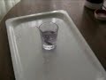 Liquido que cambia de color al agitarlo