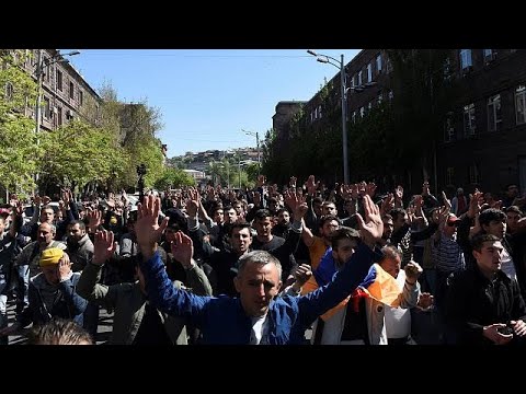 Proteste gegen Langzeit-Machthaber Sargsjan