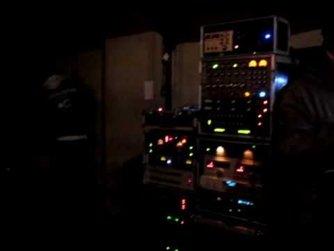 vintage Hifi - SMALL AXE RECORDS'S SOUND SYSTEM 2TH SESSION.AXE MAN AT THE CONTROL!!