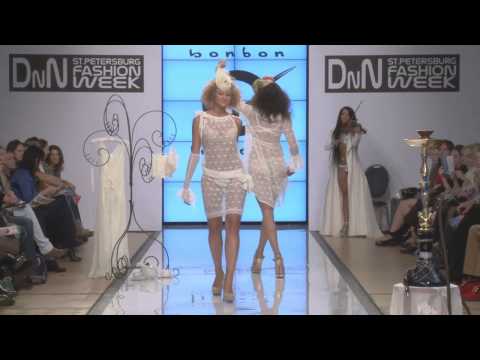 lingerie defile
