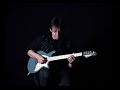 willie logan sur l�g jv200.(copyright emerson williams)
http://www.laboitenoiredumusicien.com