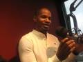 videos de 97.9 THE BOX***JAMIE FOXX DROPS***LOL