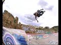 Bowl stunts skate