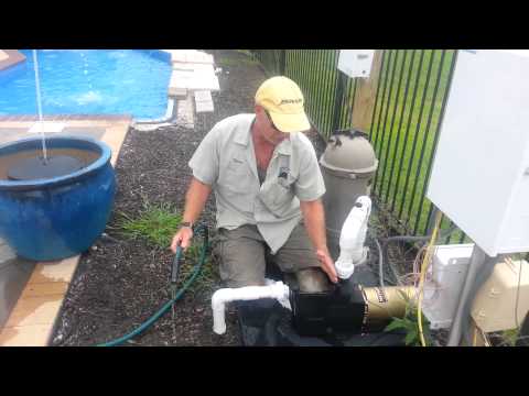 how to find suction leak pool