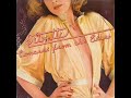 silvetti's second lp, and first after leaving salsoul records. however the sound is still very much salsoul, but with silvetti's mark on it. a very good listen.

a vevy very good song from the glorious bebu silvetti, oooooohhhhh.....moma