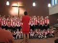 laulupuu kuoro laulaa puistolan kirkon 
