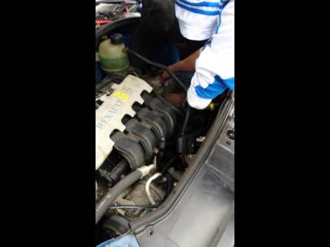 how to change a clutch on a renault clio