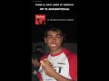 daeron posando para telepizza