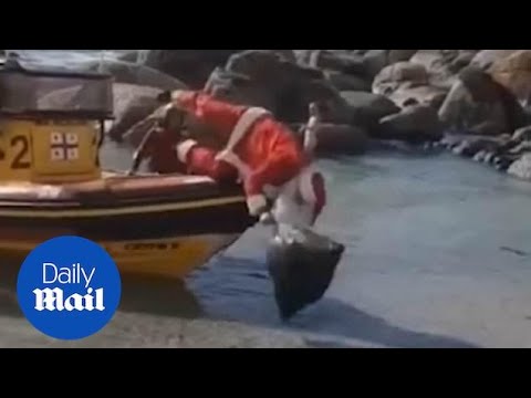 Όταν ο Άγιος Βασίλης έρχεται με βάρκα